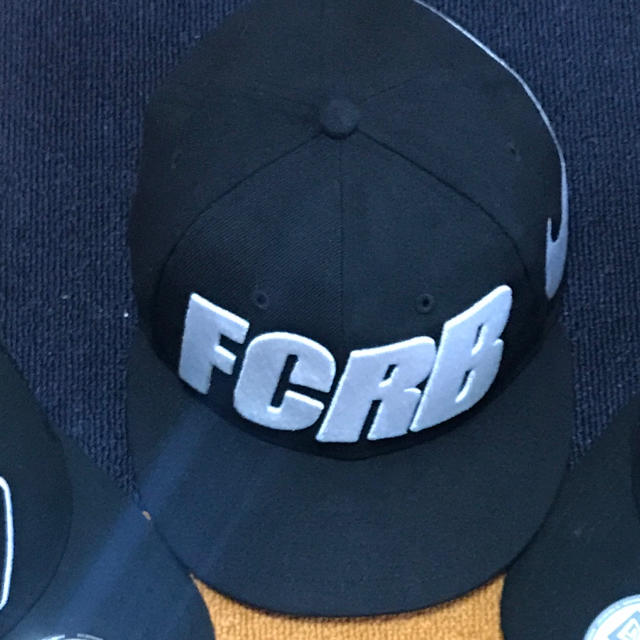 F.C.R.B.(エフシーアールビー)のFCRB CAP NIKE メンズの帽子(キャップ)の商品写真