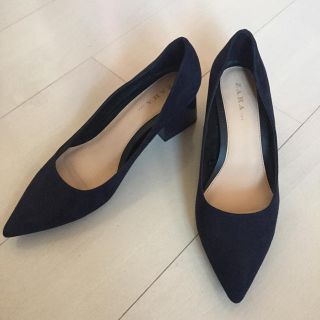 ザラ(ZARA)のZARA ネイビー サイズ39(ハイヒール/パンプス)