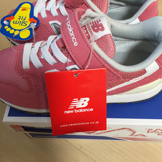 New Balance(ニューバランス)の新品 ニューバランス スニーカー 18.5センチ ピンク キッズ/ベビー/マタニティのキッズ靴/シューズ(15cm~)(スニーカー)の商品写真