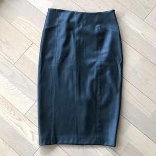 ザラ(ZARA)のZARA レザー タイトスカート(ひざ丈スカート)