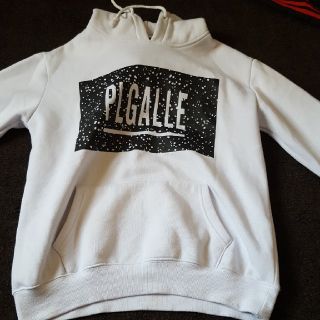 ピガール(PIGALLE)のピガール　パーカー(パーカー)