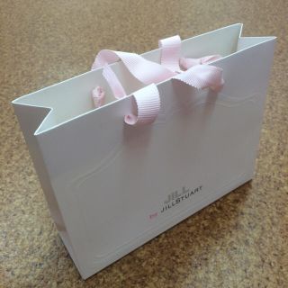 JILL by JILLSTUART(ショップ袋)のフリマアイテム一覧 JILL by JILLSTUART(ショップ袋)のフリマアイテム一覧