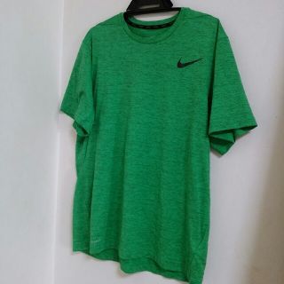 ナイキ(NIKE)のナイキ　nike シャツ　XL　メンズ(ウェア)