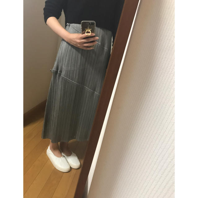 ISSEY MIYAKE(イッセイミヤケ)のISSEY MIYAKEのシャーリングスカート✴︎ レディースのスカート(ロングスカート)の商品写真