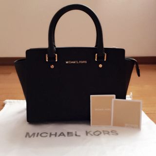 マイケルコース(Michael Kors)のマイケルコース セルマ ミディアム(ハンドバッグ)