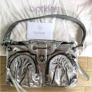 botkier - ボトキエ シルバーバッグの通販 by Rara's shop ｜ボトキエ ...