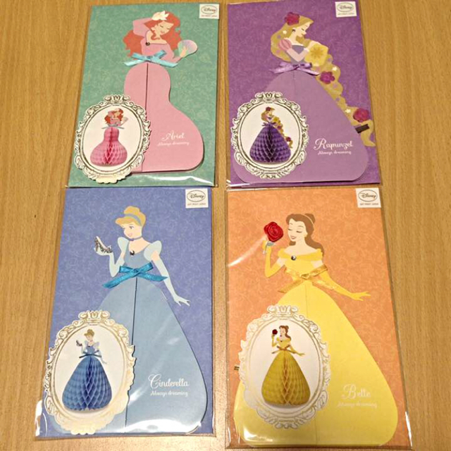 Disney - ディズニープリンセス ハニカムカードの通販 by yui's shop｜ディズニーならラクマ