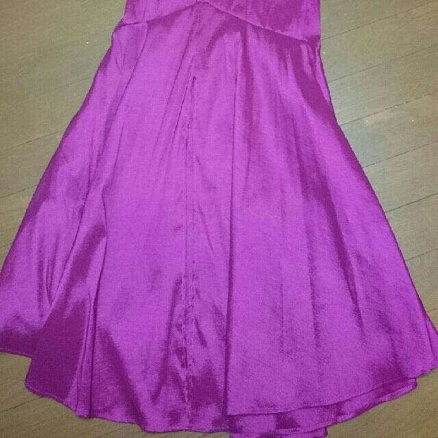 ロングドレス マゼンダ色 ストレッチ素材 サイズM レディースのフォーマル/ドレス(ロングドレス)の商品写真