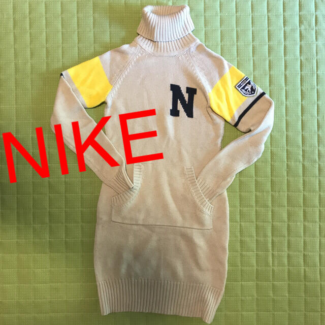 NIKE(ナイキ)のナイキ ニット タートルネック ワンピース レディースのワンピース(ひざ丈ワンピース)の商品写真