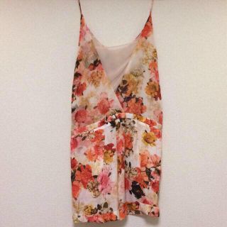 ザラ(ZARA)のZARA♡花柄サロペット(サロペット/オーバーオール)