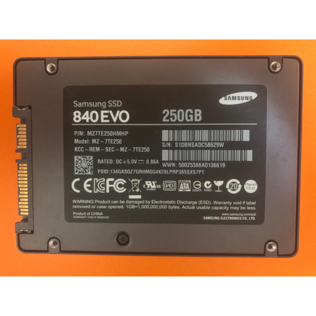 SAMSUNG(サムスン)の840EVO 250GB SSD SATA MZ-7TE250B/IT スマホ/家電/カメラのPC/タブレット(PCパーツ)の商品写真