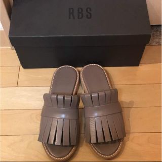 ビームス(BEAMS)のRBS サンダル フリンジ ギルティーサンダル 37 ビームス beams (サンダル)