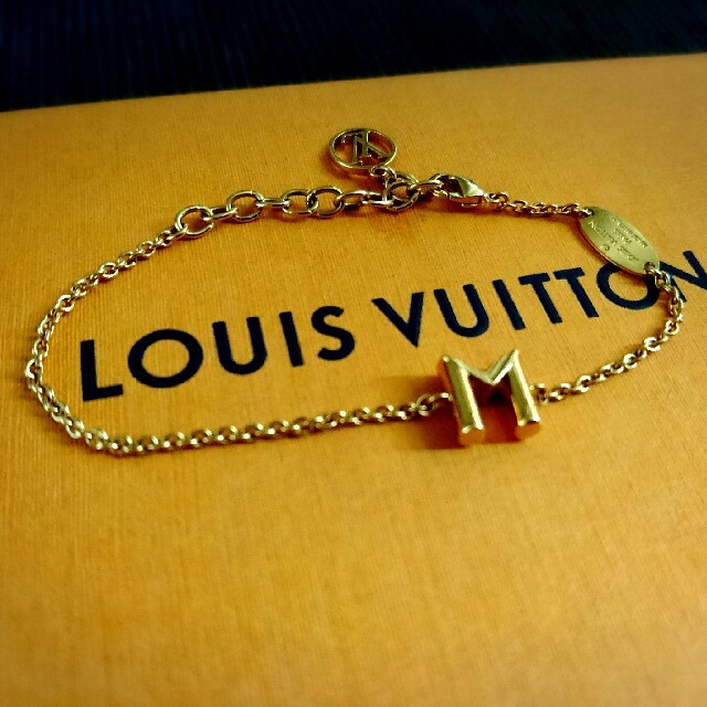 LOUIS VUITTON(ルイヴィトン)の10/11までヴィトン人気ブレスレット♪美品♪LOUIS VUITTON レディースのアクセサリー(ブレスレット/バングル)の商品写真