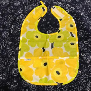 マリメッコ(marimekko)のマリメッコ スタイ 美品(お食事エプロン)