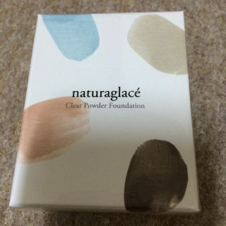 ナチュラグラッセ(naturaglace)の新品4536円 ナチュラグラッセ クリアパウダー ファンデーションオークル1(ファンデーション)