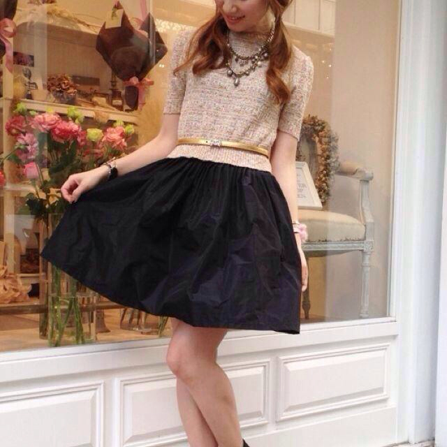 こちらは Honey mi Honey - HONEY MI HONEY taffeta mini one-piece 白