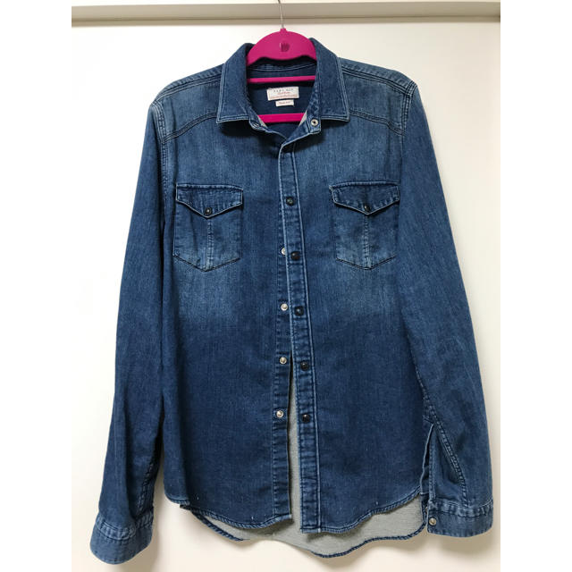 ZARA(ザラ)のZARAmen'sデニムシャツ メンズのトップス(シャツ)の商品写真