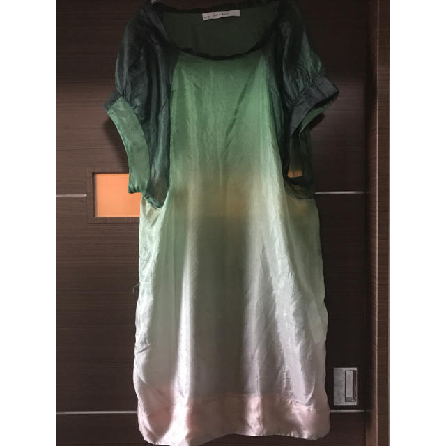 ZARA(ザラ)のZARA チュニック ワンピース 美品 100%silk レディースのトップス(チュニック)の商品写真