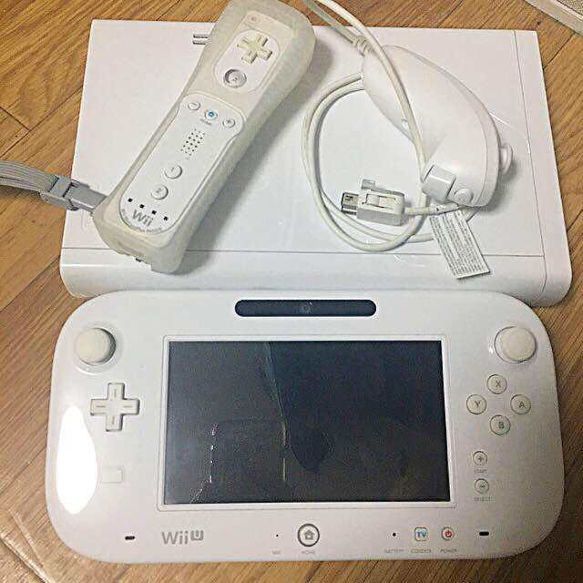 Wii U(ウィーユー)のWiiU 本体 ベーシックセット 白 エンタメ/ホビーのゲームソフト/ゲーム機本体(家庭用ゲーム機本体)の商品写真