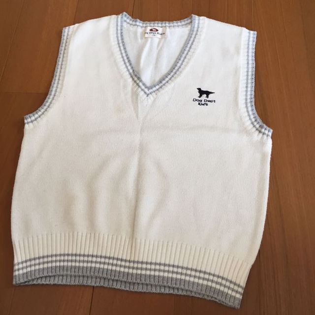 DOG DEPT(ドッグデプト)のフーセンウサギ🌟DOG DEPT🌟白いベスト🌟130センチ キッズ/ベビー/マタニティのキッズ服男の子用(90cm~)(Tシャツ/カットソー)の商品写真
