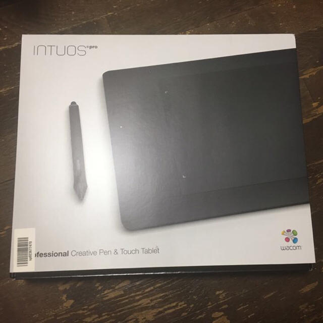 Wacom(ワコム)の【おまけ付き】ワコム intuos Pro Mサイズ　PTH-651/K1 スマホ/家電/カメラのPC/タブレット(タブレット)の商品写真