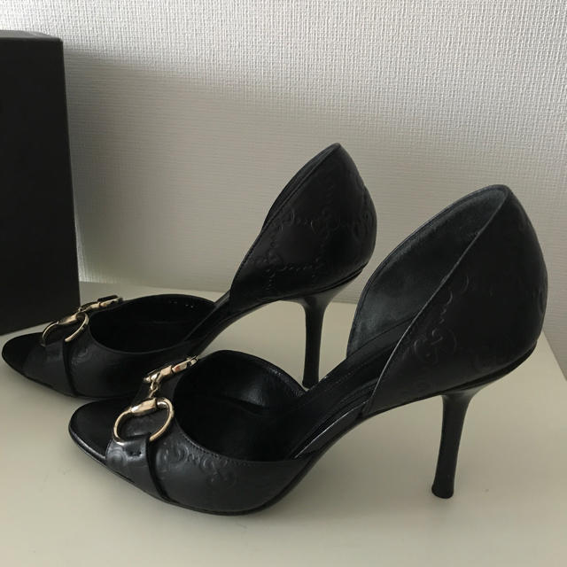 Christian Louboutin(クリスチャンルブタン)のGUCCI☆36☆パンプス☆サンダル☆黒☆ レディースの靴/シューズ(ハイヒール/パンプス)の商品写真