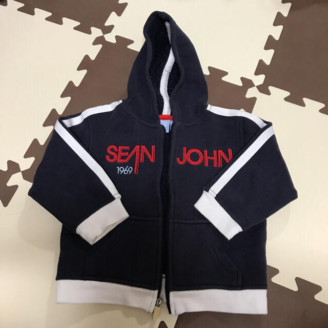 Sean John(ショーンジョン)の◯SEAN JOHN 裏起毛パーカー 12/18 キッズ/ベビー/マタニティのベビー服(~85cm)(ジャケット/コート)の商品写真