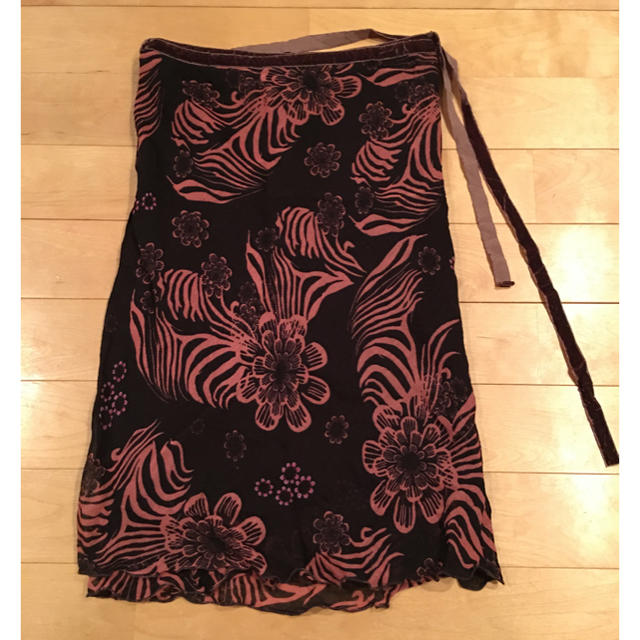 BENETTON(ベネトン)のmaddy様専用 BENETTON 巻きスカート  レディースのスカート(ひざ丈スカート)の商品写真