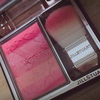 ジルスチュアート(JILLSTUART)のJILL STUART ブルーミングデューオイルインブラッシュ(チーク)