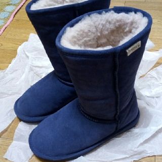 ベアパウ(BEARPAW)のBEARPAWのムートンブーツです。(ブーツ)