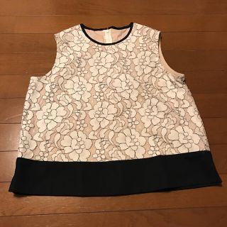 ダブルスタンダードクロージング(DOUBLE STANDARD CLOTHING)の新品タグ付きダブルスタンダード ヴァニラクチュール花柄レーストップス16000円(カットソー(半袖/袖なし))