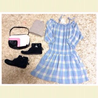 ローリーズファーム(LOWRYS FARM)の新品♡定価4935ローリーズオフショル♡(ミニワンピース)