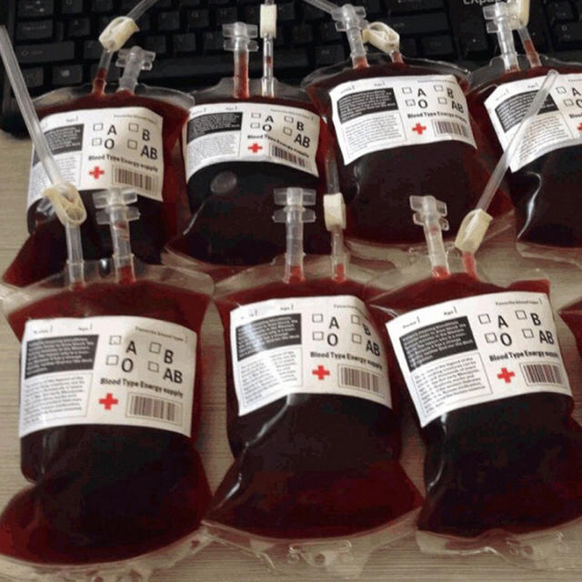 血液 輸血パック風 ドリンクパック 2個セットの通販 by nonshop 血液 輸血パック風 ドリンクパック 2個セットの通販 by nonshop