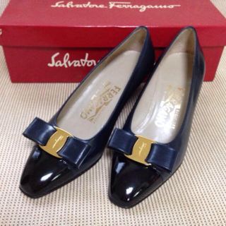 フェラガモ(Ferragamo)の5cmヒール  いまえってぃ様専用(ハイヒール/パンプス)