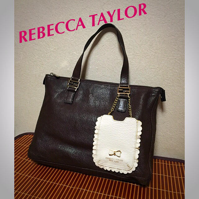 Rebecca Taylor(レベッカテイラー)のRebecca Taylor チャーム型収納ケース レディースのファッション小物(名刺入れ/定期入れ)の商品写真