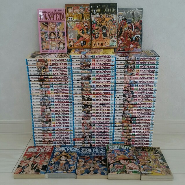 送料込みワンピース　全巻セットONEPIECEONE PIECE1-86巻＋9冊 エンタメ/ホビーの漫画(全巻セット)の商品写真