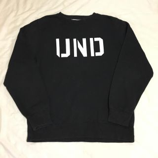 アンディフィーテッド(UNDEFEATED)のUNDEFEATED アンディフィーテッド クルーネック スエット ブラック M(スウェット)