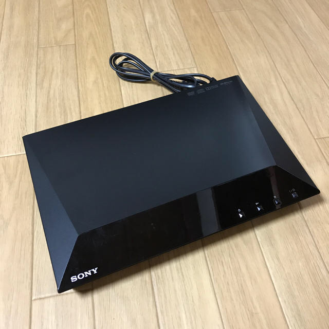 SONY(ソニー)のSONY ブルーレイプレイヤー BDP-S1100 スマホ/家電/カメラのテレビ/映像機器(ブルーレイプレイヤー)の商品写真