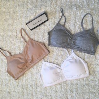 カルバンクライン(Calvin Klein)のCalvin Klein カルバンクライン パッド入り ブラTOP 3色セット☆(ブラ)