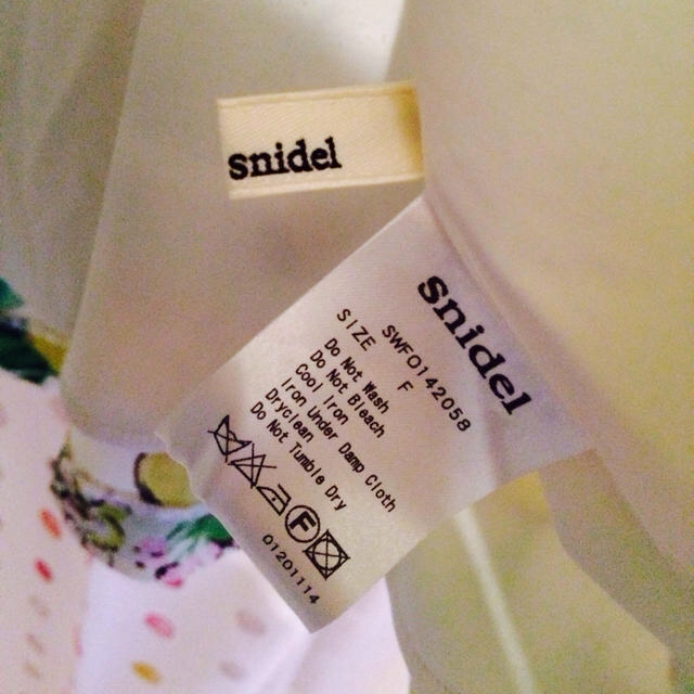 snidel レモン柄ワンピース