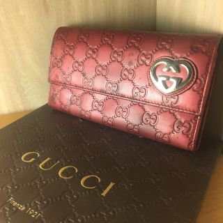 グッチ(Gucci)の高級感！！ 定番人気！！ グッチ シマ ラブリーハート 長財布 (財布)