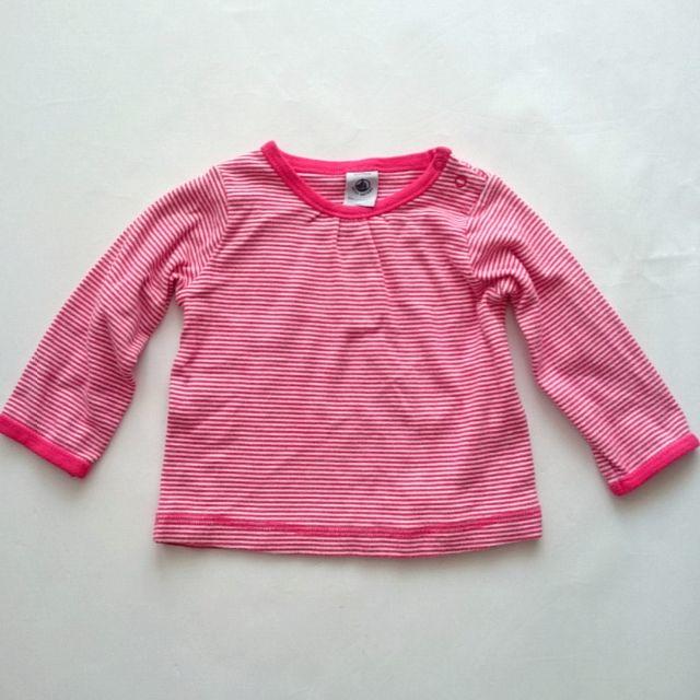 PETIT BATEAU(プチバトー)のPETIT BATEAU ♡ロンT　ボーダー　12m/74㎝ キッズ/ベビー/マタニティのベビー服(~85cm)(シャツ/カットソー)の商品写真