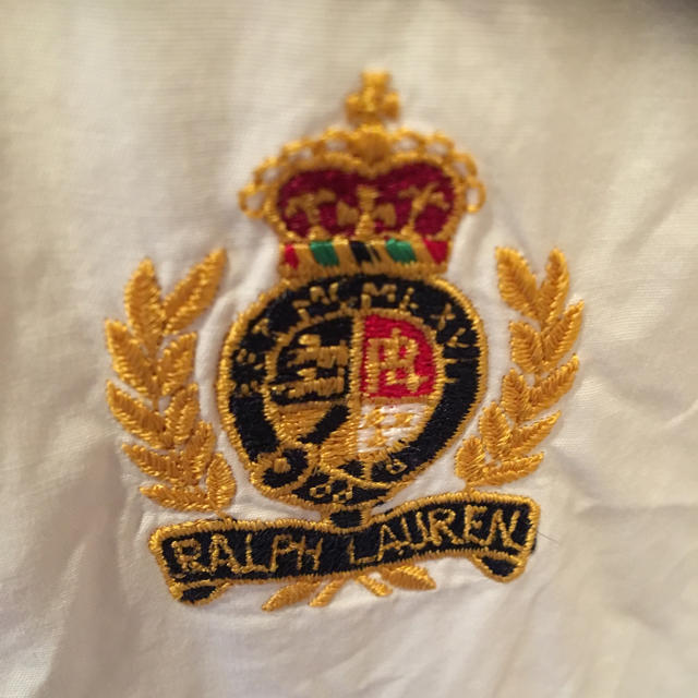 Ralph Lauren(ラルフローレン)のRalph Lauren ラルフローレン エンブレム 白シャツ レディースのトップス(シャツ/ブラウス(長袖/七分))の商品写真