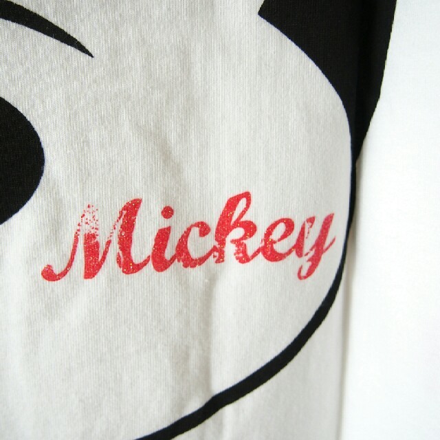 Disney(ディズニー)のミッキー 白Tシャツ レディースのトップス(シャツ/ブラウス(長袖/七分))の商品写真