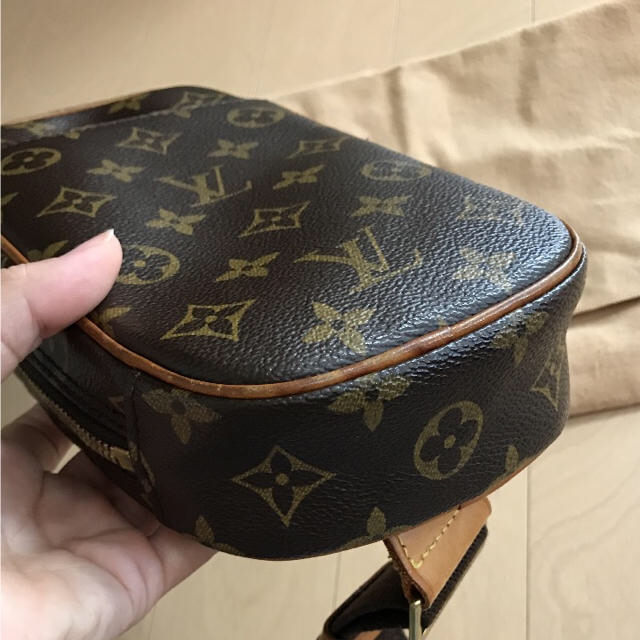 LOUIS VUITTON(ルイヴィトン)のヴィトン★ガンジュ★ポシェット メンズのバッグ(ショルダーバッグ)の商品写真