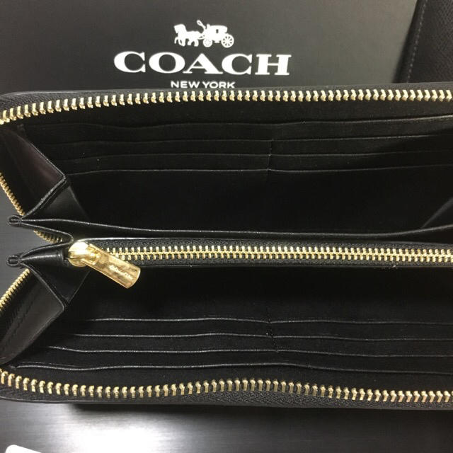 COACH(コーチ)のセール❣️新品コーチ長財布 F53659ホワイト エンボスドバイソン レディースのファッション小物(財布)の商品写真