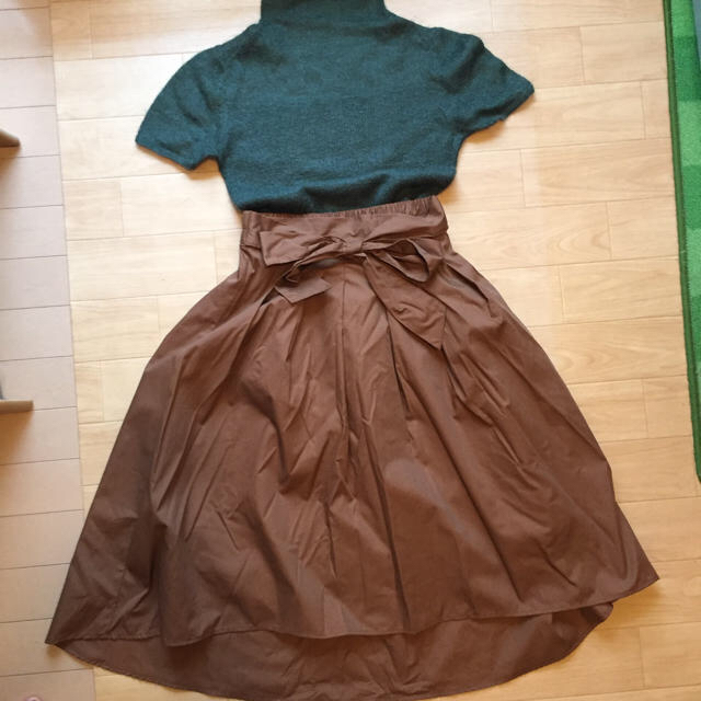 しまむら(シマムラ)のしまむら完売スカート&ボディドレッシングニット レディースのスカート(ひざ丈スカート)の商品写真