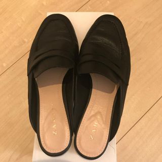 ザラ(ZARA)の【5490円OFF】zara レザーミュール 7280/101 (ミュール)