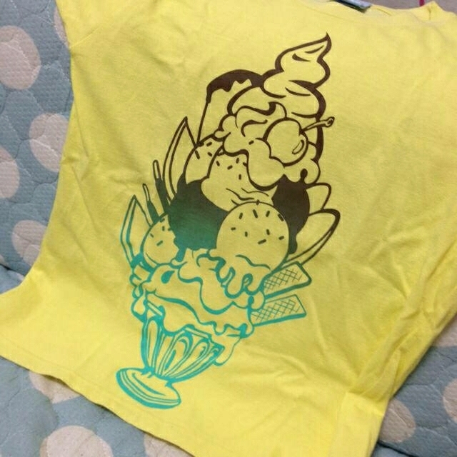 パフェイラストのTシャツ♪小柄な方に☆ レディースのトップス(Tシャツ(半袖/袖なし))の商品写真