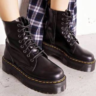 ドクターマーチン(Dr.Martens)のDr. Martens 厚底ブーツ(ブーツ)